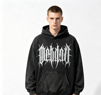 Sweat à capuche streetwear noir gothique, 100% coton, coupe oversize, grammage lourd, effet vieilli et délavé à l'acide, imprimé Kornit personnalisé