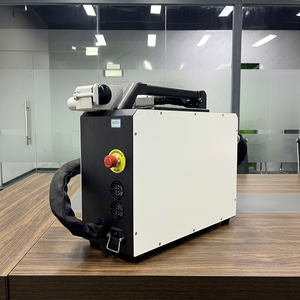 Machine de nettoyage au laser à fibre portable 100W pour surfaces métalliques avec refroidissement par eau/air/huile - Facile à utiliser sur site - Product Image 1