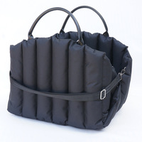 Sac de transport matelassé portable OEM ODM pour animaux de compagnie, sac de voyage souple pour chat et chien, lit chaud pour animaux de compagnie, siège auto avec bandoulière