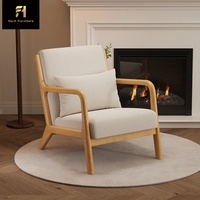 Fauteuil de salon italien de luxe léger à coussin unique, style créateur, confortable, en bois