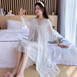 Set Pigiama Tre Pezzi da Donna: Camicia da Notte con Spalline + Pantaloncini + Giacca <span class=keywords><strong>Corta</strong></span> in <span class=keywords><strong>Pizzo</strong></span>, Completo Estivo da Notte per Signora - Product Image 6