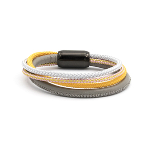 Pulsera de Cuero Trenzado con Dijes, Brazalete Magnético Enrollable, Regalo de Verano para Aniversario o Graduación, CALIDAD - Product Image 1