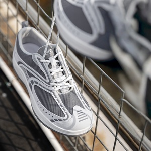 Grey retro jogging <b>shoes</b> <b>men</b> summer mesh breathable <b>lightweight</b> sports <b>shoes</b> versatile <b>for</b> both commuting casual running - Product Image 4