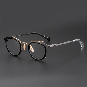 0050 2026 Nuovi Occhiali di Alta Qualità con Montatura in Titanio, <span class=keywords><strong>Design</strong></span> Irregolare alla Moda, Montatura da Uomo in Tartaruga Verde Acqua - Product Image 3