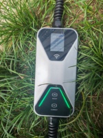 Chargeur EV portable Type2 32A 7KW Station de charge rapide AC IEC 62196 WiFi LCD Tuya APP pour voitures électriques Tesla BYD VW