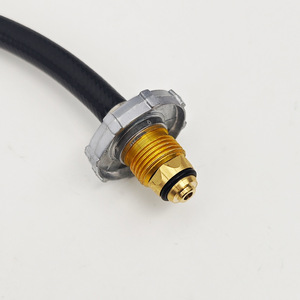 Manguera de recarga de propano con válvula de alivio de presión de 3/8 pulgadas y cierre de gas para tanques de Mapp y propano de uso general - Product Image 3