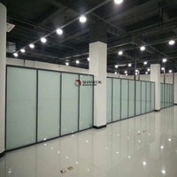 Cloison mobile pliante haut de gamme sur mesure, moderne et modulaire pour salon, hôtel, salon de beauté, bureau, hôpital