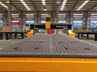 Routeur CNC pour bois Jinan 1325 3 axes avec moteur de broche de 3,0-7 kW et pompe à engrenages inclus