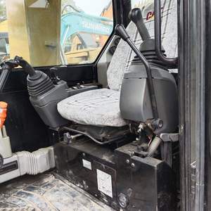 Caterpillar à haut rendement pour pelle hydraulique CAT 307 Noyau de pompe à moteur haute performance fiable d'origine japonaise d'occasion - Product Image 3