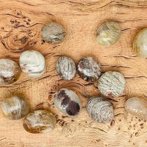 Quartz fantôme naturel en vrac pour la méditation, le Reiki, le Wicca, la décoration intérieure et la lithothérapie - Product Image 4