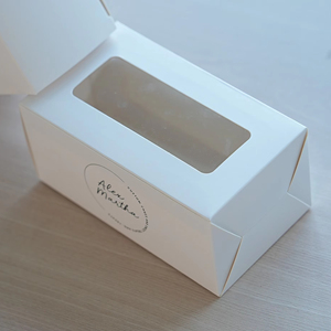 Biểu Tượng Tùy Chỉnh In Thân Thiện Với Môi Tái Sử Dụng Có Thể Gập Lại Kraft Giấy Bánh & Sushi Bao Bì Hộp Với Cửa Sổ Dập Nổi Matt Cán - Product Image 1