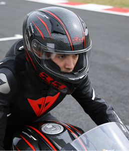 Casques de course personnalisés à succès, casques de <span class=keywords><strong>moto</strong></span> en fibre de carbone double R, ligne rouge, pour hommes et femmes, toutes saisons - Product Image 6