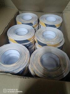 Cinta Antideslizante de Goma Sensible a la Presión de una Sola Cara, Duradera, para Seguridad en Pisos Interiores/Exteriores, Fácil Aplicación - Product Image 6