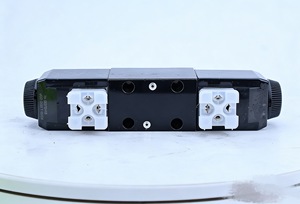 ใหม่ OEM ไฮดรอลิกแบบสัดส่วน DG4V-3-2C-M-U-H7-60-EH210 24V DG4V-5-2AJ-M-U-H7-29-EN124 รับประกัน 1 ปี - Product Image 3