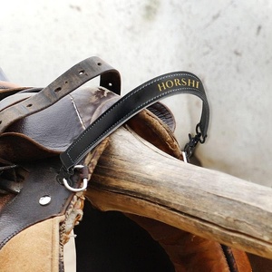 Correa de sillín de caballo personalizada Horshi, regalo para principiantes, correa de agarre de caballo para sillines ingleses, cuero personalizado - Product Image 5
