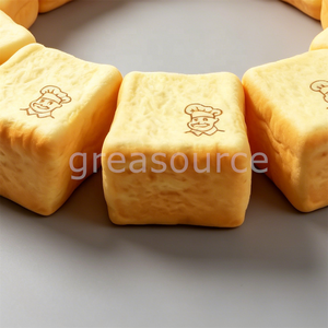 ขนมปังนมสี่เหลี่ยมปั๊มลายเชฟ Slow Rebound พร้อมเปลือกสีทอง ของที่ระลึกจากร้านเบเกอรี่คาเฟ่ ของขวัญธีมอาหาร ของตกแต่งแบบจำลองสัมผัสได้ - Product Image 6