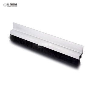 Joint d'étanchéité en brosse pour <span class=keywords><strong>porte</strong></span> <span class=keywords><strong>de</strong></span> garage à volets pliants - Product Image 2