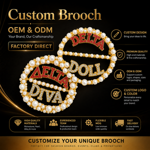 Spilla da bavero da <span class=keywords><strong>donna</strong></span> DST Soror con logo simbolo Delta Diva Delta Doll, decorata con strass rossi <span class=keywords><strong>e</strong></span> perle bianche, per confraternita greca - Product Image 6