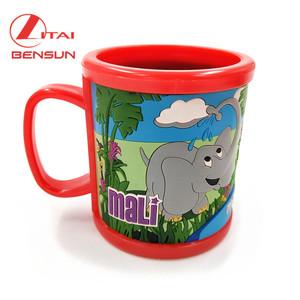 <span class=keywords><strong>Tazas</strong></span> y <span class=keywords><strong>tazas</strong></span> de dibujos animados creativos de plástico personalizados para niños de PVC suave de la mejor calidad - Product Image 4