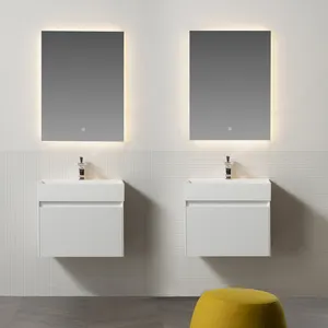 서랍이있는 현대 회색 작은 욕실 캐비닛