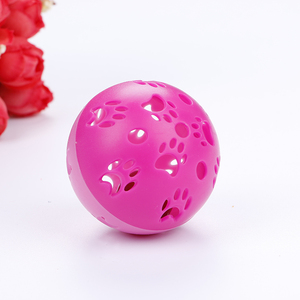 Palla Giocattolo per Cani e Gatti in Plastica con Campanello da 5cm, Vari Colori, Economica e Adorabile - Product Image 6