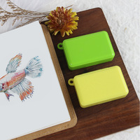 Palette de peinture aquarelle miniature en plastique XinyiArt, 12 compartiments, violet et jaune, palette de croquis portable pour les voyages et le gribouillage