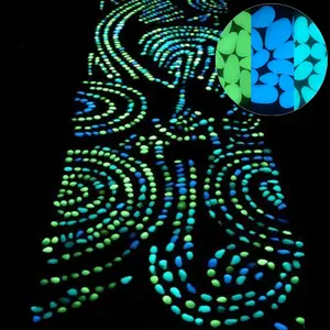 रात चमकदार कंकड़ कंक्रीट Photoluminescent सड़क चमक पत्थर