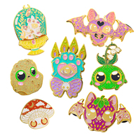 Fabricants Épingles personnalisées en gros Badges en métal avec logo Épingle à paillettes Insigne de revers Anime Mignon Épingles en émail dur et doux Conception libre