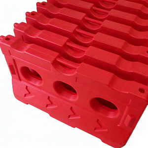 Nuovo tipo di barriera a triplo foro con anello di sollevamento, riempibile con acqua, con guardrail di deviazione mobile per la protezione dalle collisioni - Product Image 5