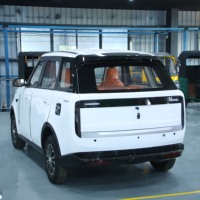 Pick-up utilitaire électrique 4x4 AWD, véhicule utilitaire hybride essence-électrique à nouvelle énergie, 4 places