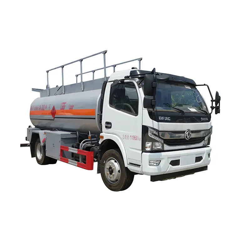 Factory price wholesale 4x2 light single cabin 6 wheeler loading 8500 liter volume diesel engine fuel oil tank truck
