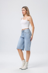 Shorts in Denim a Vita Alta con Dettagli Rivettati, Design Asimmetrico, Stile Casual Estivo in Cotone - Product Image 2