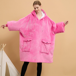 Novo e Popular Cobertor Moletom Adulto Confortável para Casa, Cobertor Pulôver Oversize com Bolso - Product Image 1