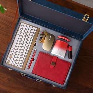Elegante Set de Regalo Corporativo para Nuevos Empleados, Caja de Regalo Premium con Macarons y Logotipo Personalizado para Empleados de la Empresa - Product Image 5