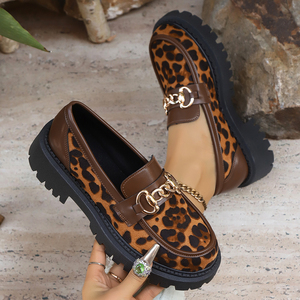 Women's Retro <strong>Leopard</strong> Print <strong>Flats</strong> for Spring Autumn Versatile Metal Buckle Toe Loafers Large Size Thick Sole Slip-On for Foreign - Product Image 3