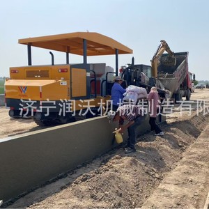 เครื่องขึ้นรูปขอบถนนคอนกรีตแบบอัตโนมัติ ระบบไฮดรอลิก 380 โวลต์ สำหรับงานทางหลวง - Product Image 3