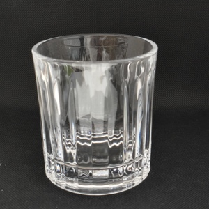 Venta al por mayor, copa de cristal antigua, copa de whisky grabada, <span class=keywords><strong>copas</strong></span> de vino de whisky con fondo grueso - Product Image 1