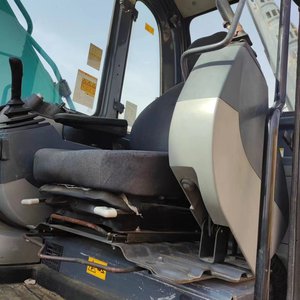 En vente, excavatrice Kobelco SK 250 d'occasion, bon entretien, excavatrice sur chenilles d'occasion pour travaux de construction avec cabine spacieuse - Product Image 5