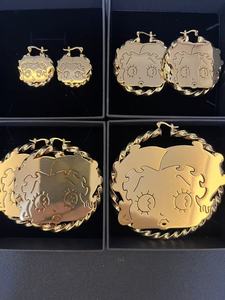 Pendientes de Aro de Bambú con Hilo Dorado y Letra Personalizada, con Diseño de Personajes de Dibujos Animados, para Mujeres y Niñas - Product Image 2