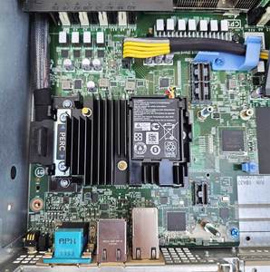 Serveur AMD EPYC DeepSeek d'origine Dell EMC PowerEdge R7515 2U 1-socket serveur en rack 3 ans de garantie - Product Image 4