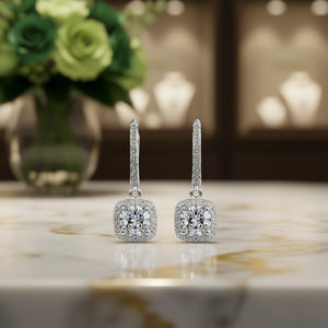 Orecchini Pendenti E2912 con Cristallo Verde, Montatura in Argento 925, Design Geometrico Classico, Gioielli da Sposa per Donna - Product Image 2