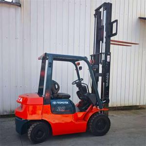 Montacargas Diésel <span class=keywords><strong>Toyota</strong></span> Usados de <span class=keywords><strong>2</strong></span> Toneladas, <span class=keywords><strong>2</strong></span>.<span class=keywords><strong>5</strong></span> Toneladas y 3 Toneladas en Oferta, Motor Japonés, Certificación CE, Exportación a Más de 136 Países - Product Image 2