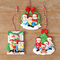 Pendentifs de Noël en résine populaires aux États-Unis pour décorations suspendues d'arbre de Noël, ornements de Noël colorés en résine