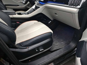 BYD Song <span class=keywords><strong>PLUS</strong></span> DM-i 2023 Champion Flagship <span class=keywords><strong>PLUS</strong></span> 1.5 CVT PHEV SUV Usado, 40000 km, Pintura Original, Enero 2024, Bajo Kilometraje - Product Image 3