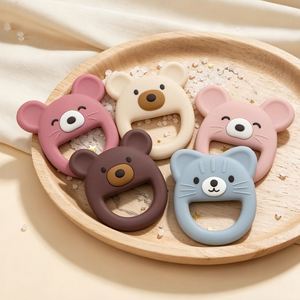 Anneau de dentition en silicone de qualité alimentaire pour bébé, forme mignonne d'ours, de chat ou de souris, jouet de dentition pour nourrissons, vente en gros - Product Image 1