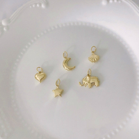 Nouvelles Arrivées Breloques en Or Massif 14K Pendentif Forme Cœur Étoile Lune Éléphant Bijoux Fins en Or Massif Personnalisables Cadeau Femme