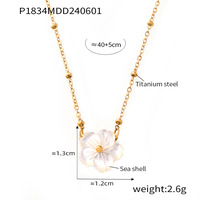 Collier personnalisable en acier inoxydable plaqué or 18K Nom personnalisé Tendance Fleur Design Diamant Accent Cadeau d'anniversaire pour