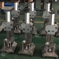 Machine de traitement de noix de coco commerciale/Machine d'épluchage automatique de noix de coco verte/Machine d'épluchage de noix de coco verte pour des stalles