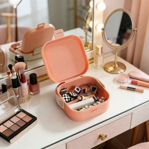 กล่องเก็บสายชาร์จหูฟังบลูทูธแบบสี่เหลี่ยม 5 สี สำหรับใช้งานกลางแจ้ง - Product Image 5