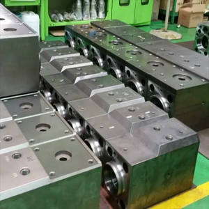 Hydraulische Hammer brecher Ersatzteile Vorderkopf Hinterkopf Hydraulik zerkleinerung zylinder für 28-35 Tonnen Bagger - Product Image 2